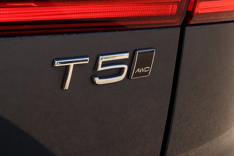 Volvo  XC60 T5 AWD Inscription